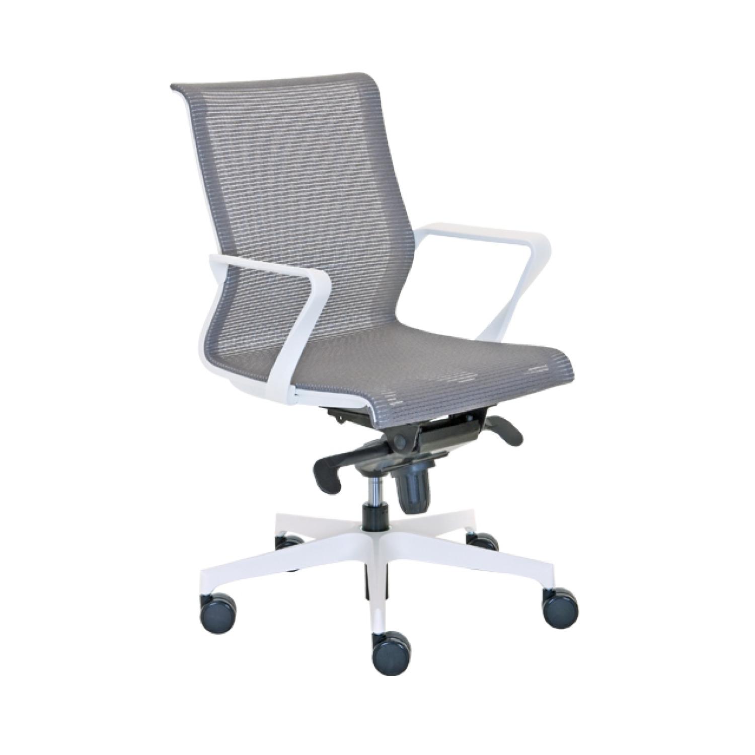 D-Light white front.jpg_1